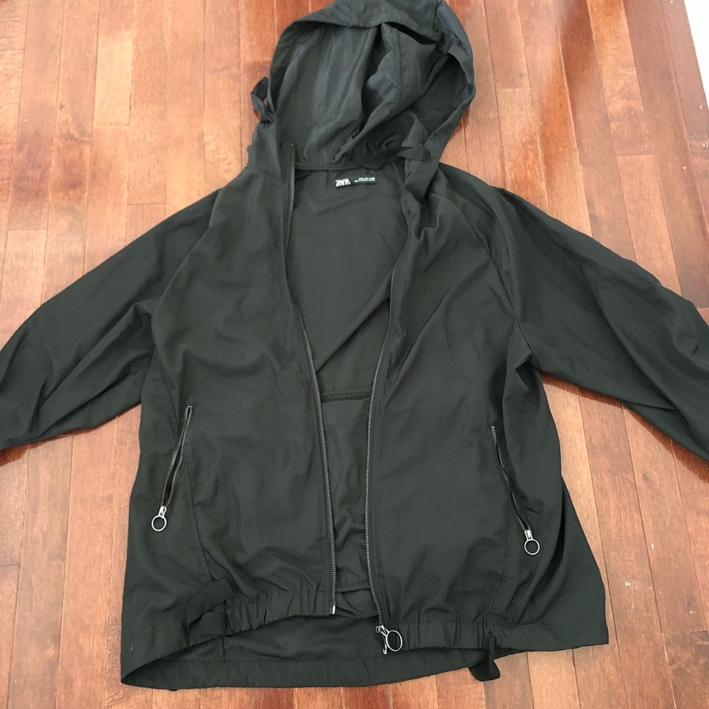 Zara women’s windbreaker jacket small